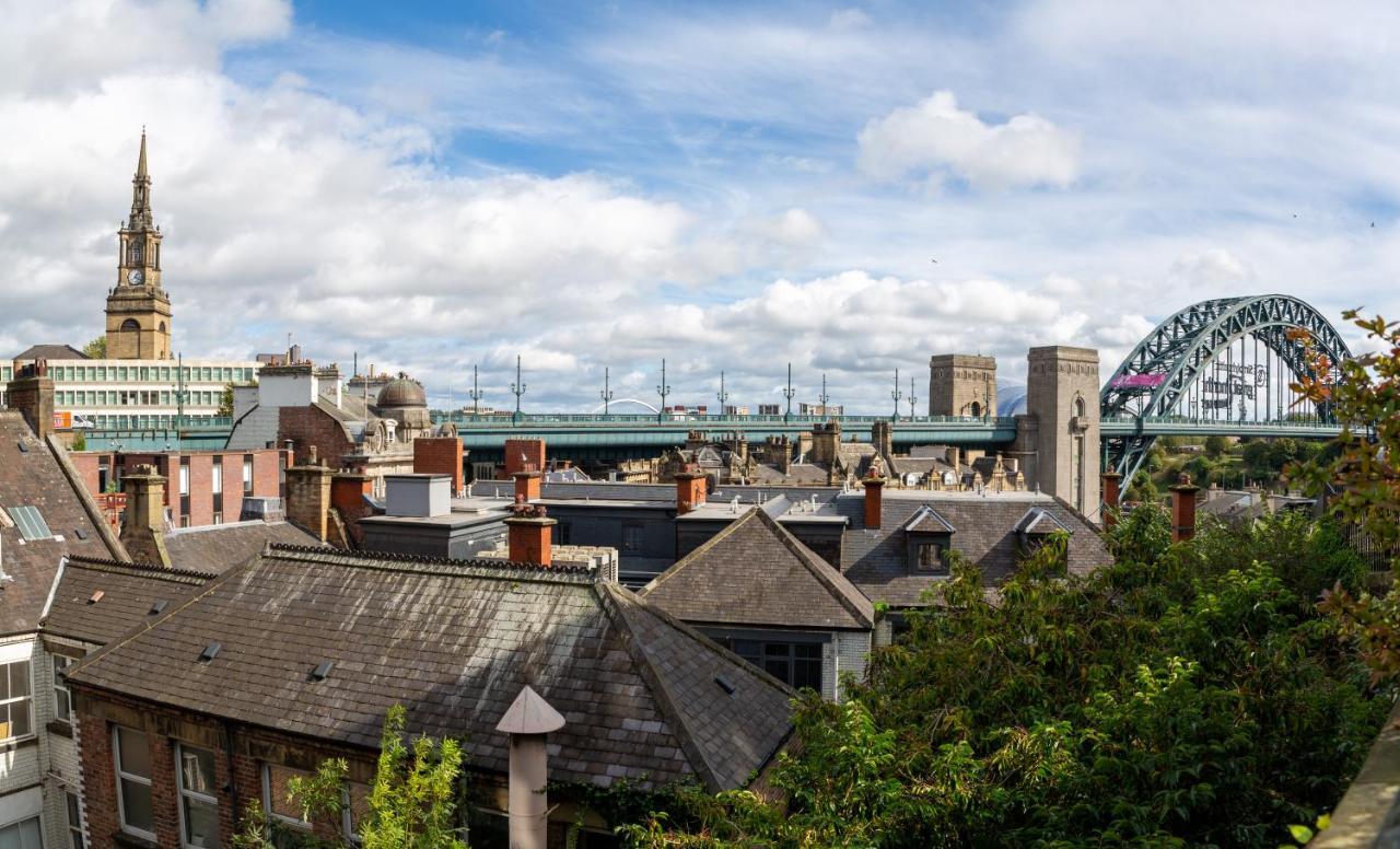 Newcastle City Centre Spacious Town House Free Parking And Wifi Newcastle upon Tyne Exterior foto