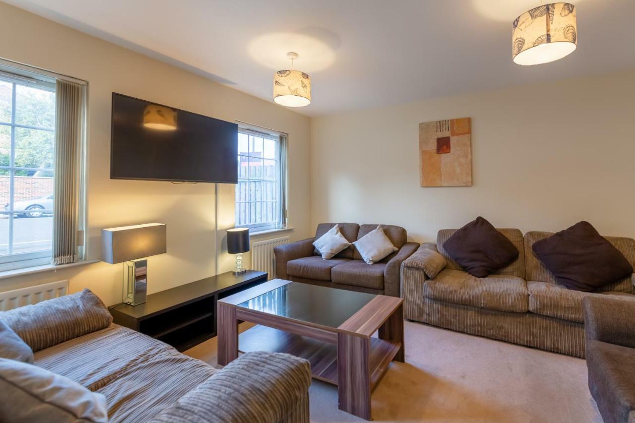 Newcastle City Centre Spacious Town House Free Parking And Wifi Newcastle upon Tyne Exterior foto